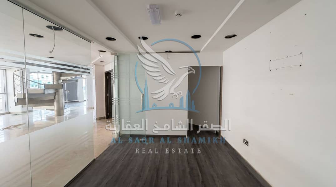3 محل الصناعيه 15 - 2000 قدم - 200 الف - شارع رئيسى  (6). jpeg