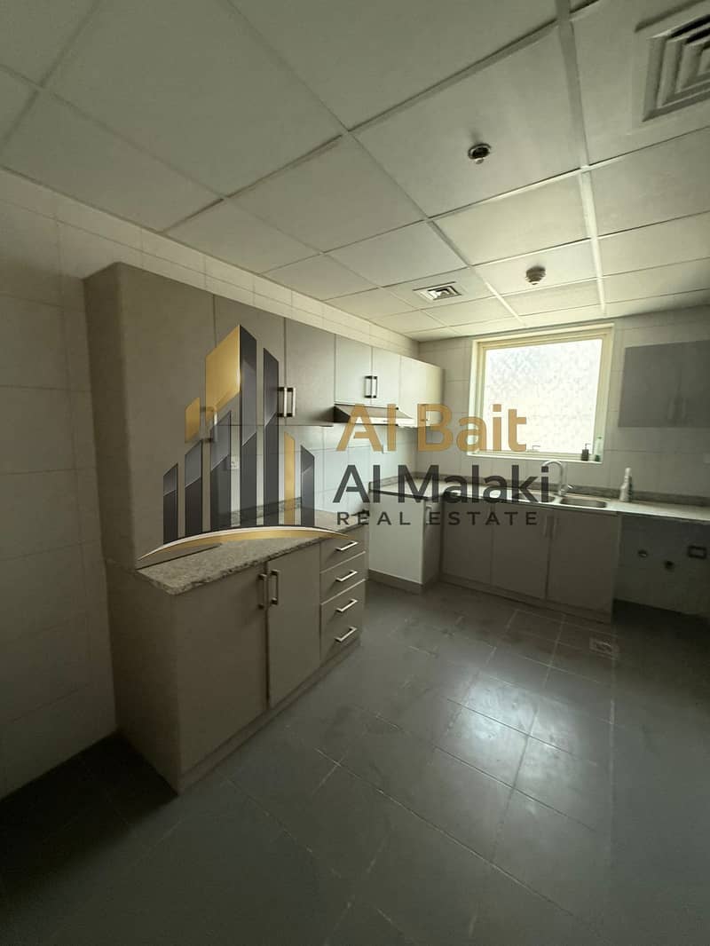 12 WhatsApp Image 2026-09-05 at 12.43. 18 PM (1). jpeg