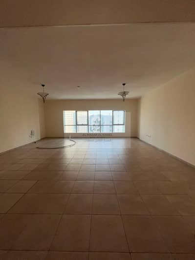 Appartement de 3 chambres à à louer à Al Majaz, Sharjah - WhatsApp Image 2026-09-05 at 7.40. 23 PM (2). jpeg Appartement de 3 chambres à à louer à Al Majaz, Sharjah - WhatsApp Image 2026-09-05 at 7.40. 23 PM (2). jpeg