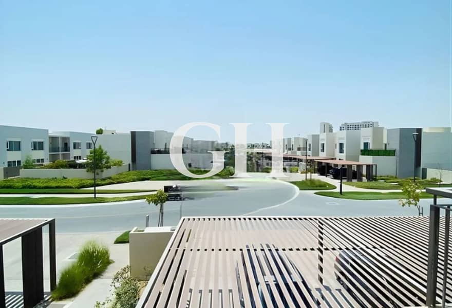 14 p14-Photoroom (1). png