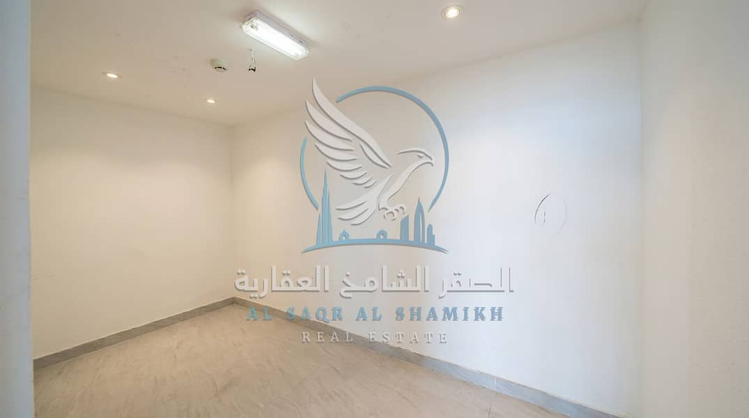 7 محل الصناعيه - 15 - شارع عام - 215 الف P (17). jpeg