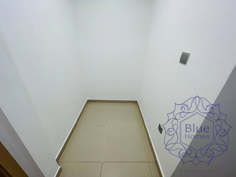 9 14264. jpg