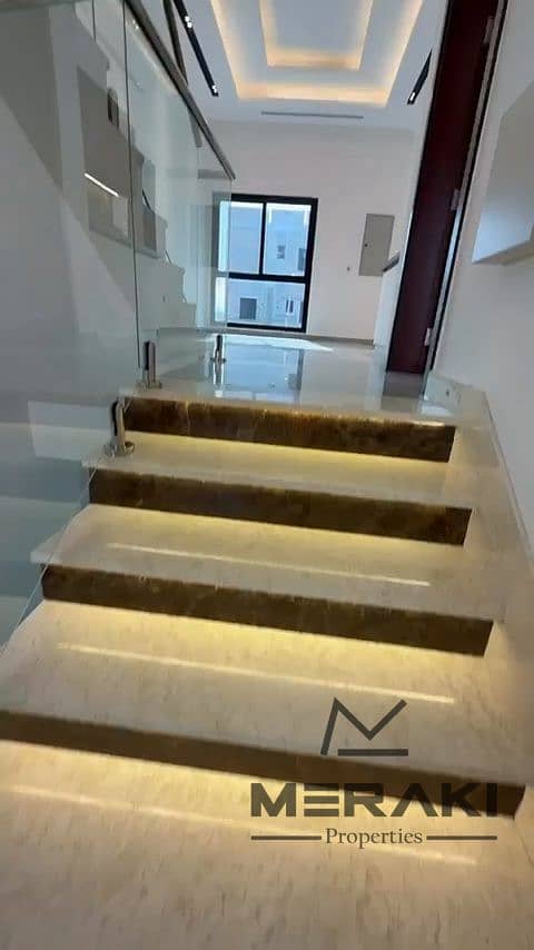 4 villa_16_42.7s. jpg