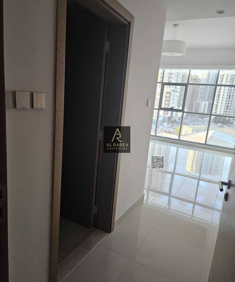 2 bd476cb0-6c63-47d4-80c0-1c0308008325. jpg