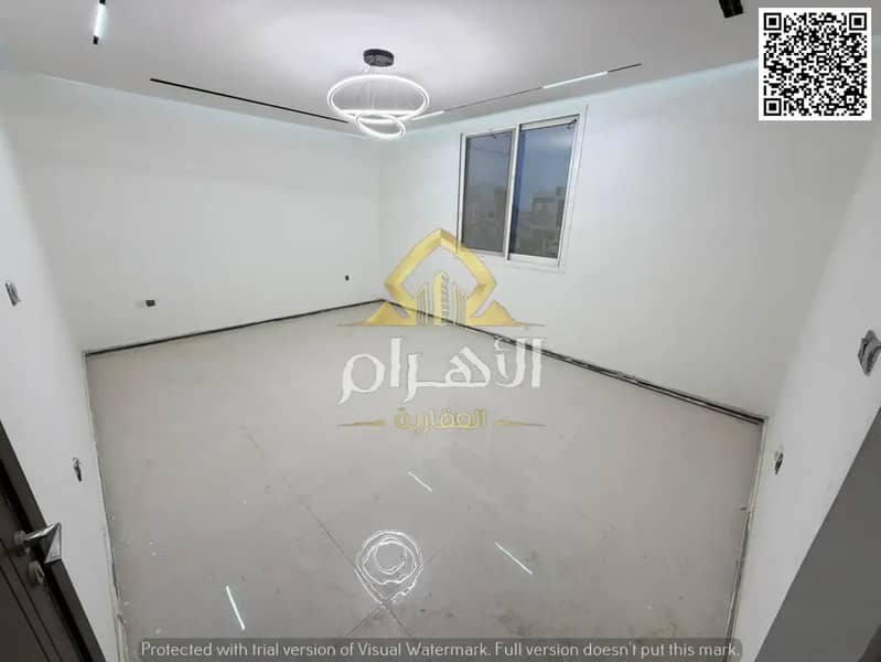 7 batch_863889887-1066x800. webp