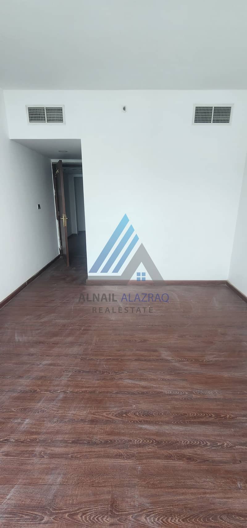 8 1000354117. heic