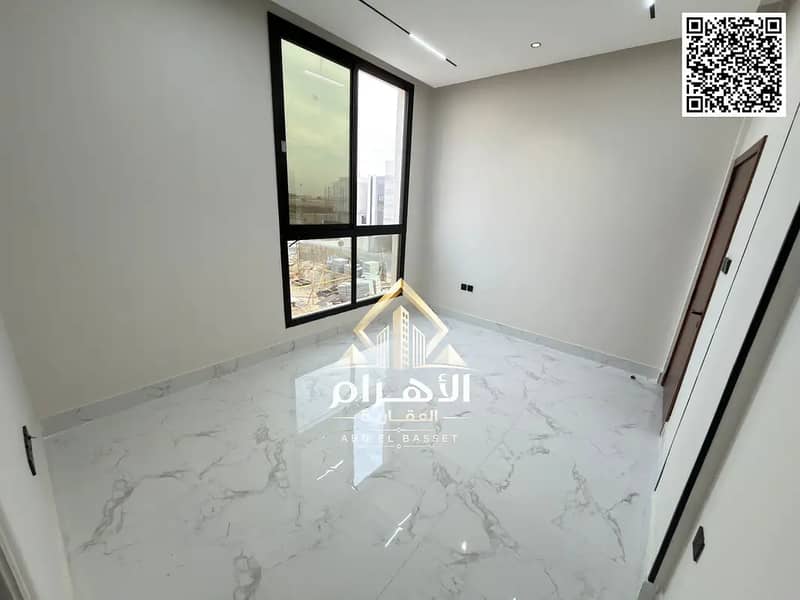 17 864419088-1066x800. webp