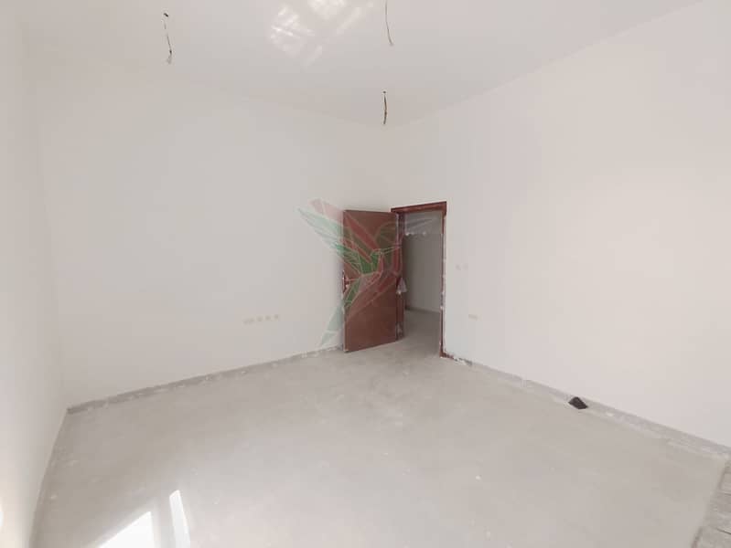 8 listing_1576257631306687_image (10). jpg