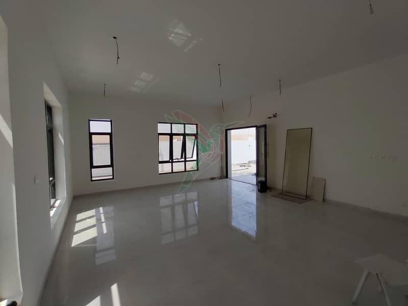 11 listing_1576257631306687_image (14). jpg
