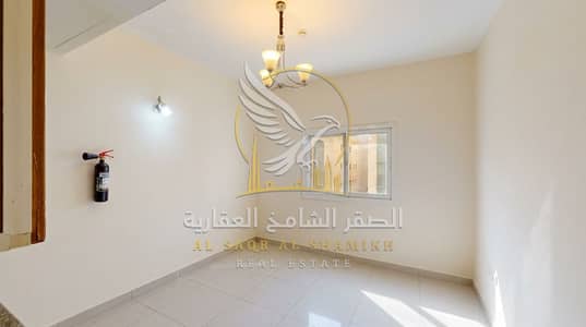 Monolocale in affitto a Al Qulayaah, Sharjah - Enhance_real_estate_photo_lighting_202609061056 (3). jpeg