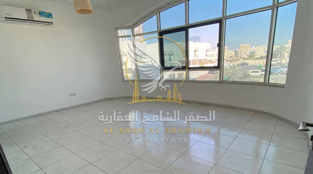4 Real_estate_photo_enhancement_in…_202609061650. jpeg