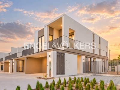 4 Schlafzimmer Townhouse zum zur Miete in Tilal Al Ghaf, Dubai - Reihenhaus in Tilal Al Ghaf,Aura Gardens, 4 schlafzimmer, 270000 AED - 16417673 4 Schlafzimmer Townhouse zum zur Miete in Tilal Al Ghaf, Dubai - Reihenhaus in Tilal Al Ghaf,Aura Gardens, 4 schlafzimmer, 270000 AED - 16417673