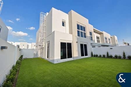 4 Cпальни Таунхаус Продажа в Мудон, Дубай - Таунхаус в Мудон,Арабелла Таунхаусы,Арабелла 3, 4 cпальни, 3850000 AED - 16417969 4 Cпальни Таунхаус Продажа в Мудон, Дубай - Таунхаус в Мудон,Арабелла Таунхаусы,Арабелла 3, 4 cпальни, 3850000 AED - 16417969