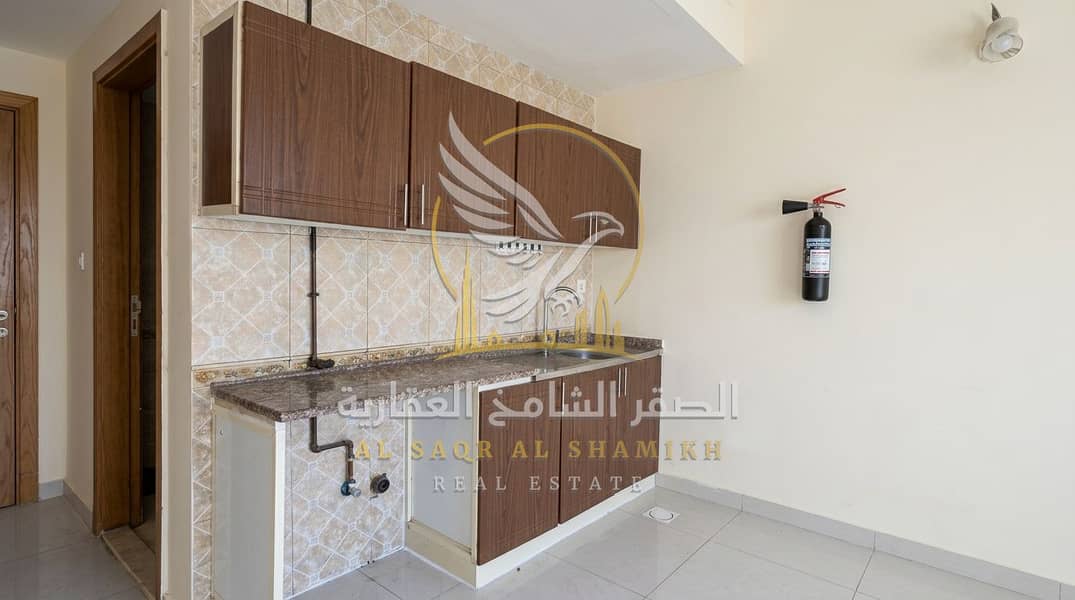 3 Spacious Studio for Annual Rent in Al Qulayaa with Open View 3. jpeg