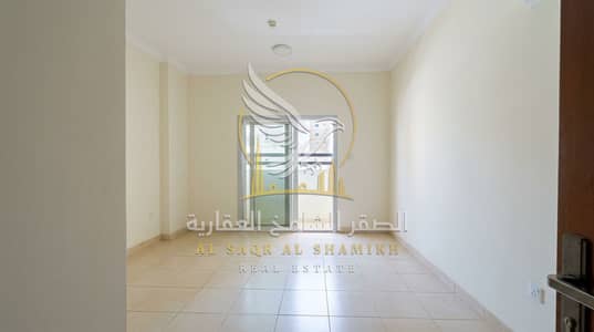 1 Camera Appartamento in affitto a Al Qulayaah, Sharjah - Enhance_real_estate_photo_lighting_202609061150. jpeg