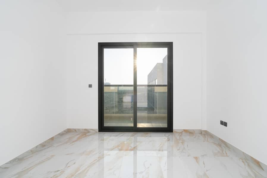 4 7R207357-Edit. jpg