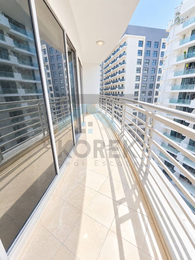 7 balcony. png