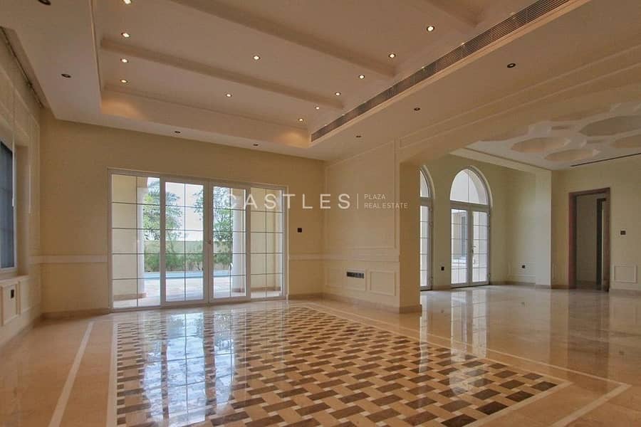 Spacious 7 bed+maids+drivers in Polo Homes Spacious 7 bed+maids+drivers in Polo Homes