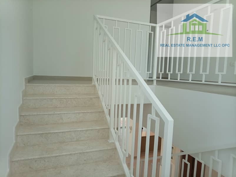 14 80f65307-3d68-4668-be21-fa35144efca6. jpg