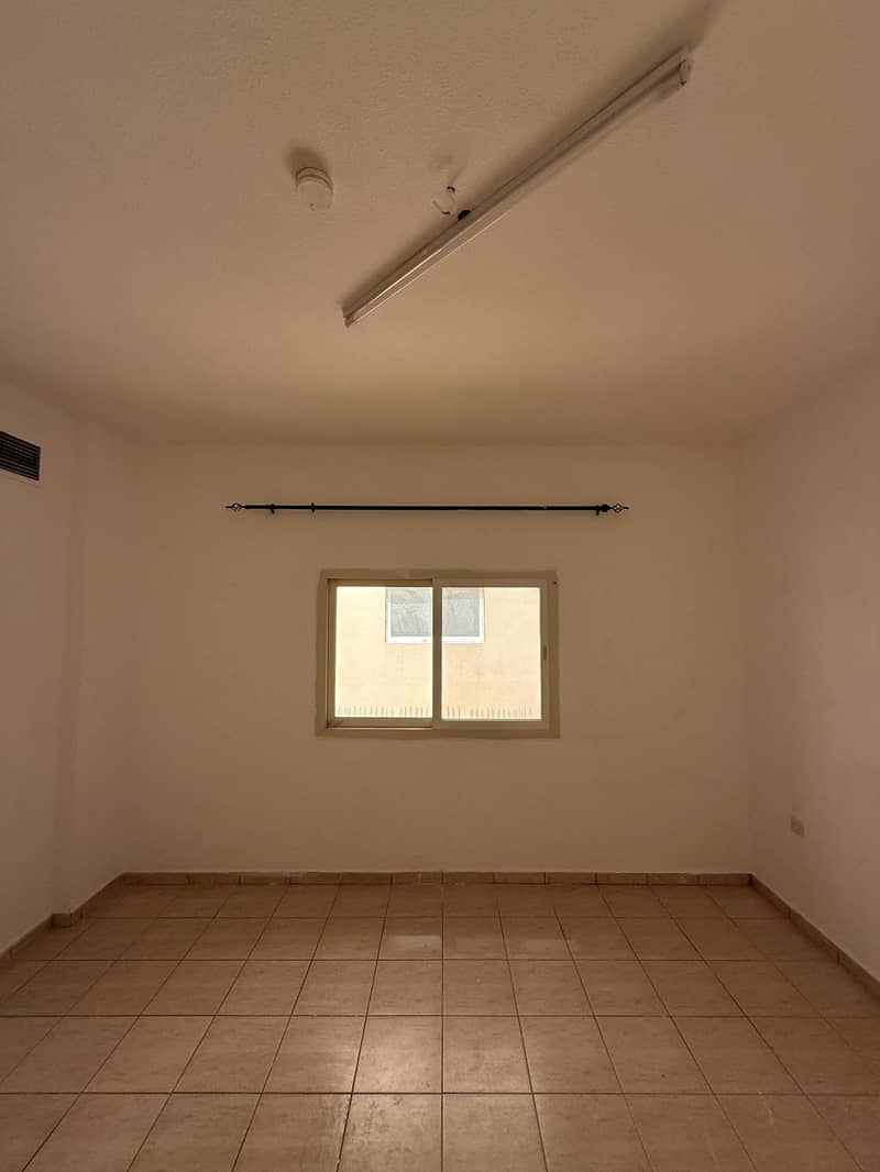 12 147644. jpg