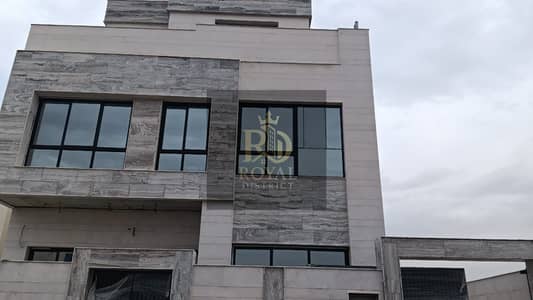 4 Bedroom Villa for Sale in Hoshi, Sharjah - WhatsApp Image 2026-07-14 at 16.50. 48. jpeg 4 Bedroom Villa for Sale in Hoshi, Sharjah - WhatsApp Image 2026-07-14 at 16.50. 48. jpeg