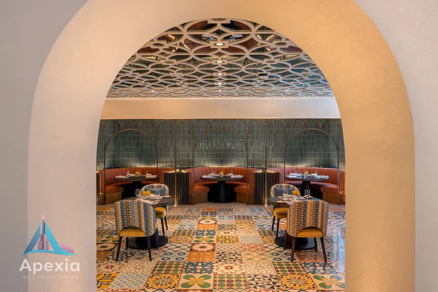 10 La_Sirene_Primary_Dining_Area. jpg