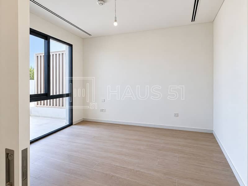 6 Jebel Ali village townhous-6. jpg