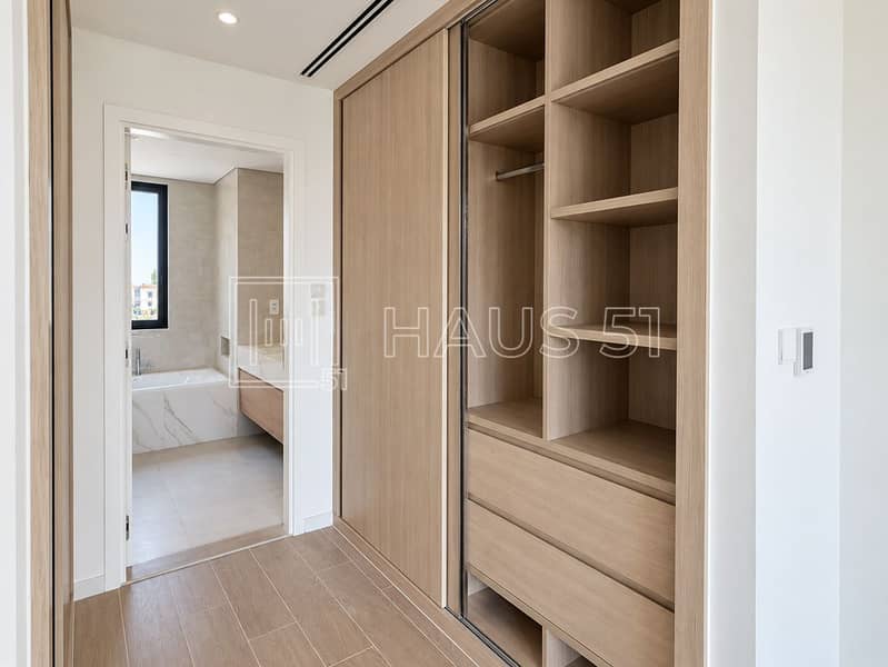 8 Jebel Ali village townhous-16. jpg