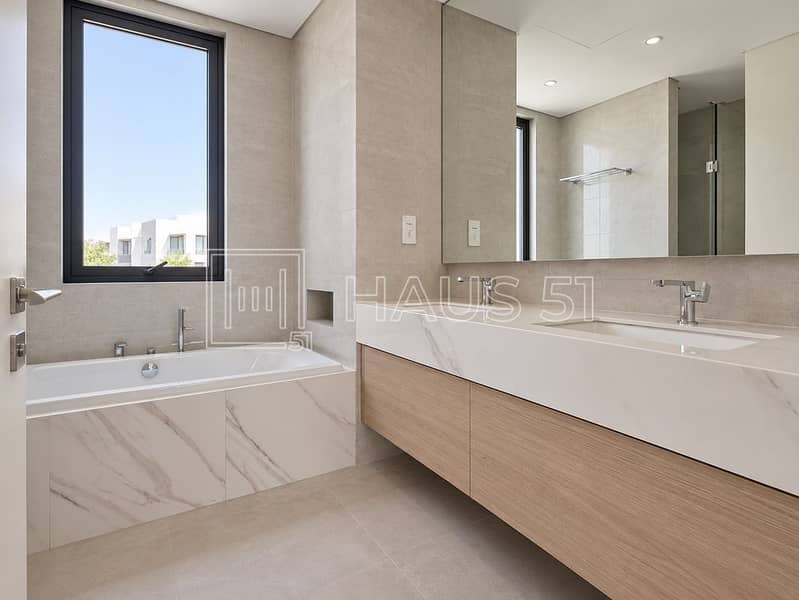 15 Jebel Ali village townhous-15. jpg