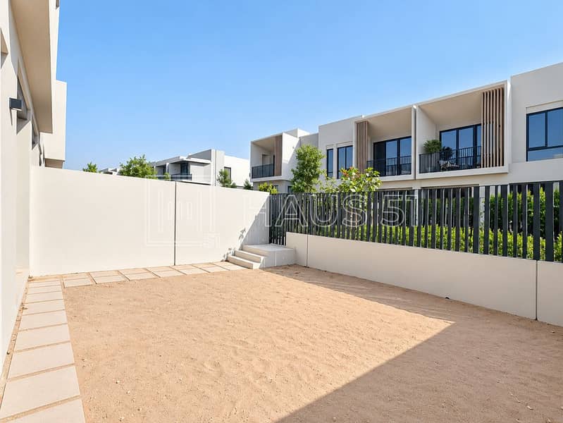 23 Jebel Ali village townhous-23. jpg
