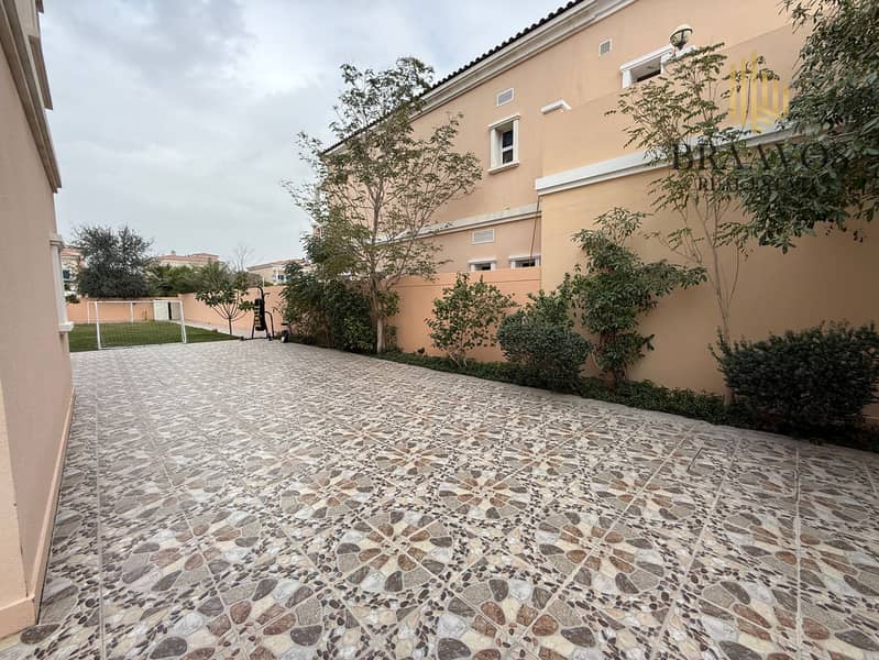 4 WhatsApp Image 2026-09-07 at 11.54. 49 (2). jpeg