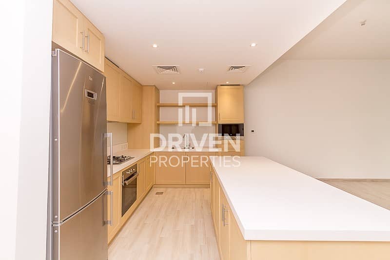 16 Brand New and Spacious 2 Bedroom Apartment