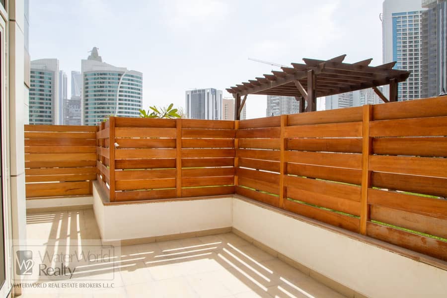 14 18_1L1A1568-HDR. jpg