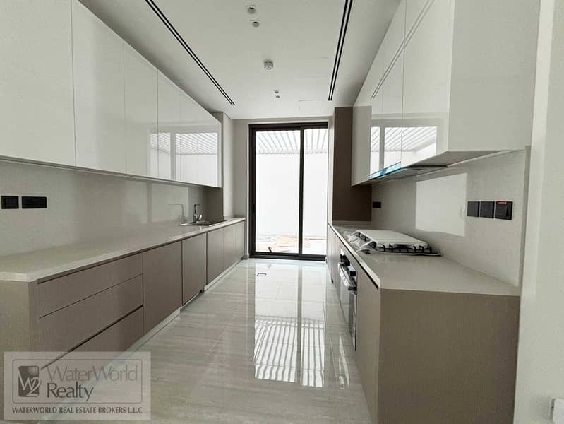 20 kitchen (1). jpeg