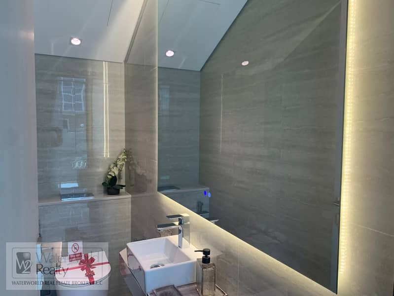14 sale-4br-townhouse-jvc (16). jpg