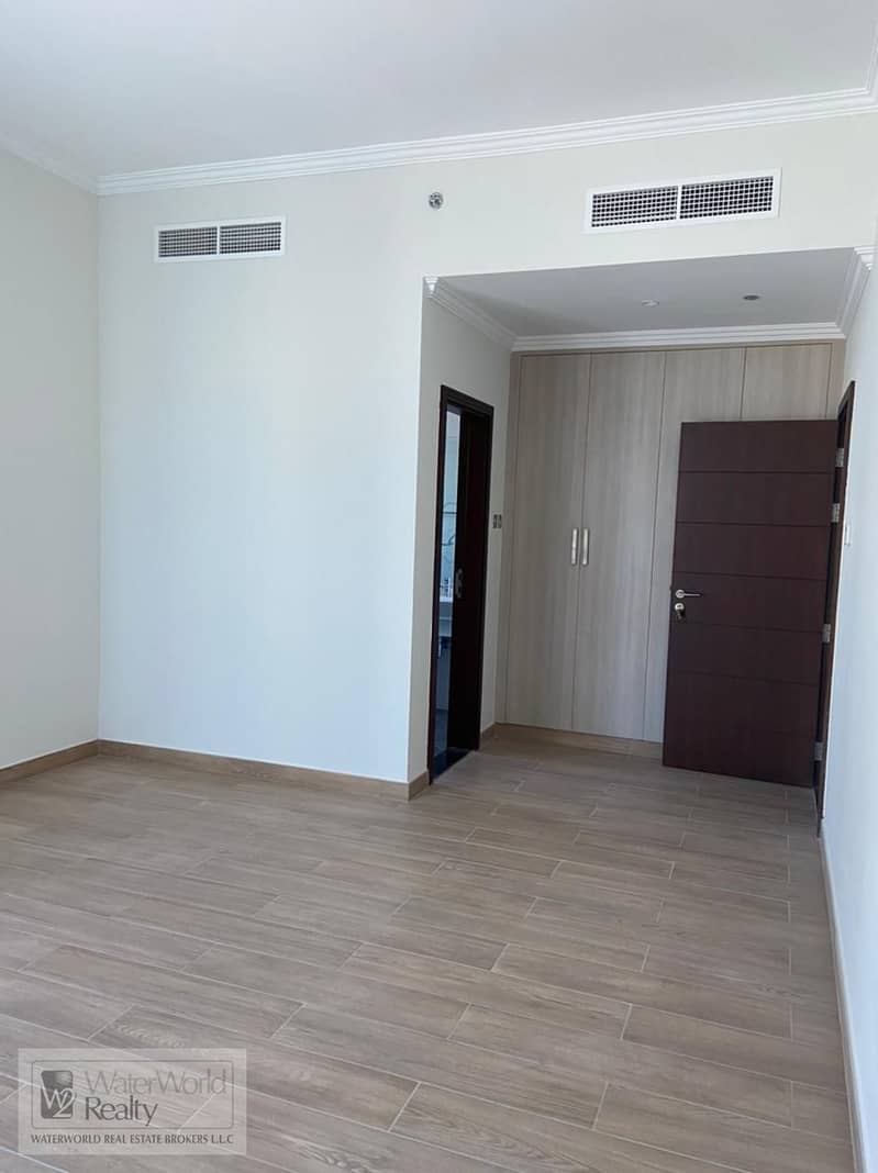 9 BEDROOM 5. jpeg