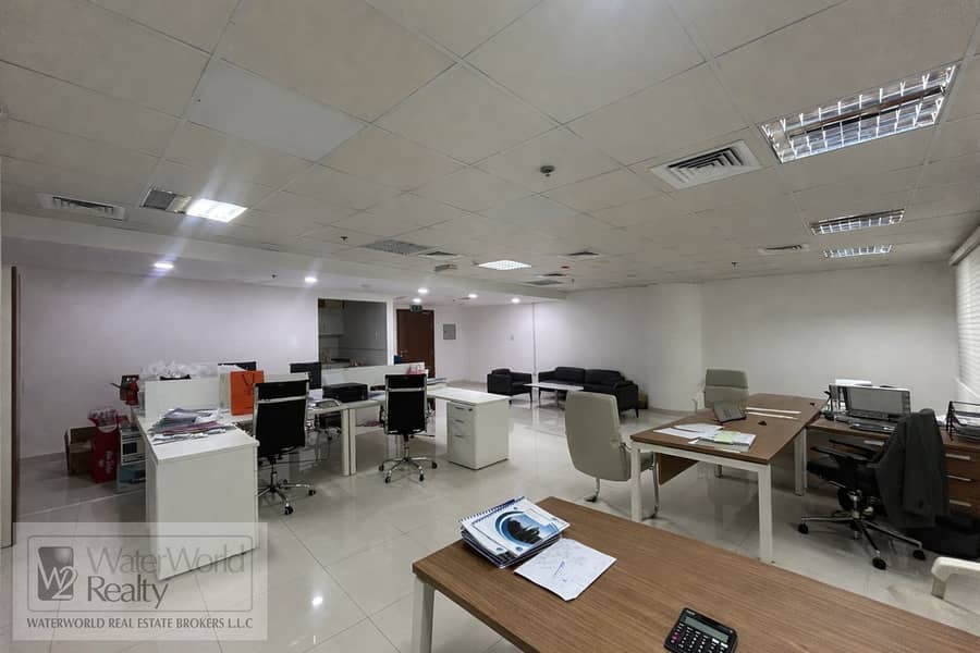4 Office Unfurnished (4). jpeg