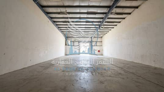 Warehouse de à à louer à Industrial Area, Sharjah - مستودع الصناعية 18 مساحة 3500 (6). jpeg Warehouse de à à louer à Industrial Area, Sharjah - مستودع الصناعية 18 مساحة 3500 (6). jpeg