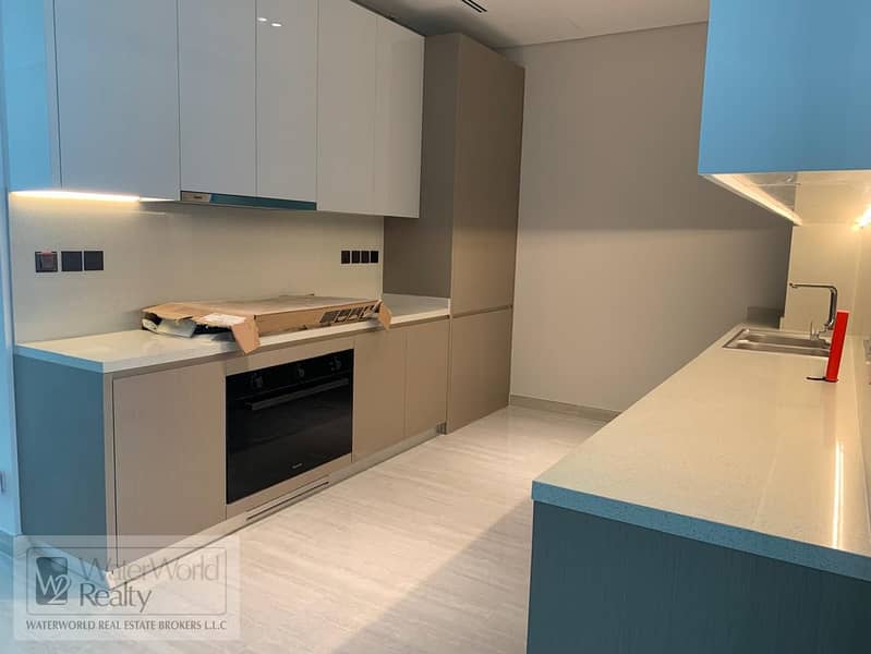 24 kitchen (3). jpeg