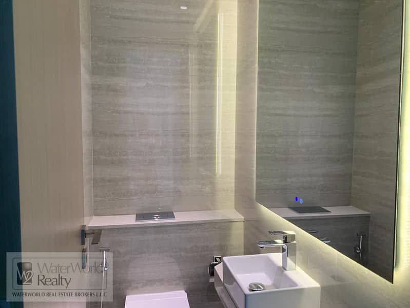 28 bathroom (4). jpeg