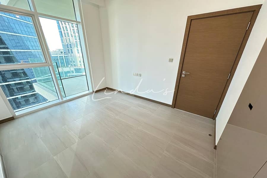 4 images image img