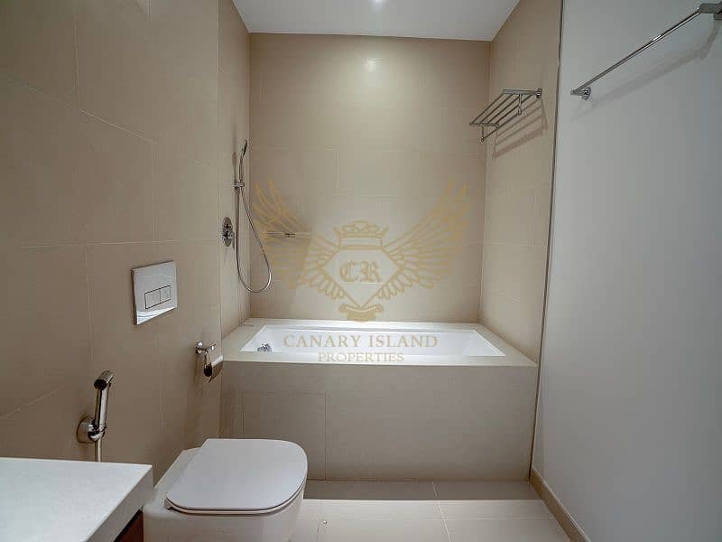 10 7# WASHROOM (1). jpg. jpeg