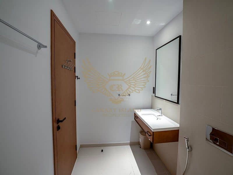 11 8# WASHROOM (2). jpg. jpeg