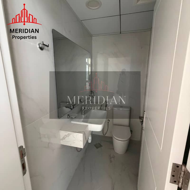 9 MERIDIAN (8). png