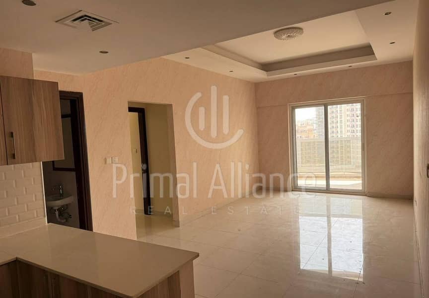 Bright and Spacious | Vacant | Open View Bright and Spacious | Vacant | Open View