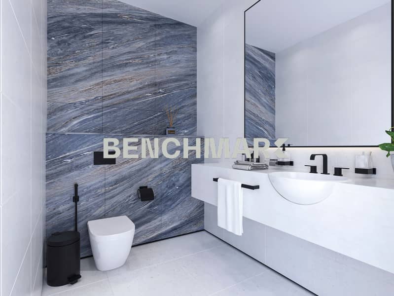 7 Sea La Vie_Washroom. jpg