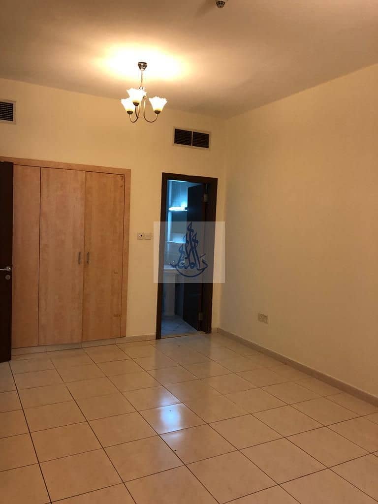 14 edf81832-44b0-4fa4-9080-dd93ca96d784. jpg