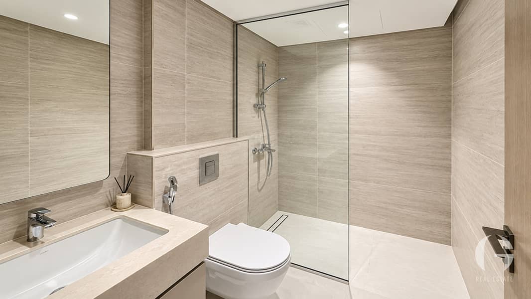9 Image 9