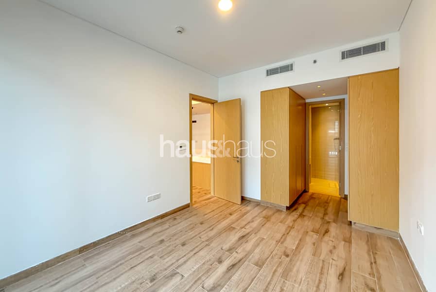 2 Bed Plus Huge Study | 12 cheques | Dishwasher 2 Bed Plus Huge Study | 12 cheques | Dishwasher