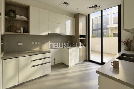 4 Camere Villa in vendita a Jebel Ali Village, Dubai - Villa a Jebel Ali Village,Jebel Ali Village Villas, 4 camere da letto, 11000000 AED - 16426175 4 Camere Villa in vendita a Jebel Ali Village, Dubai - Villa a Jebel Ali Village,Jebel Ali Village Villas, 4 camere da letto, 11000000 AED - 16426175